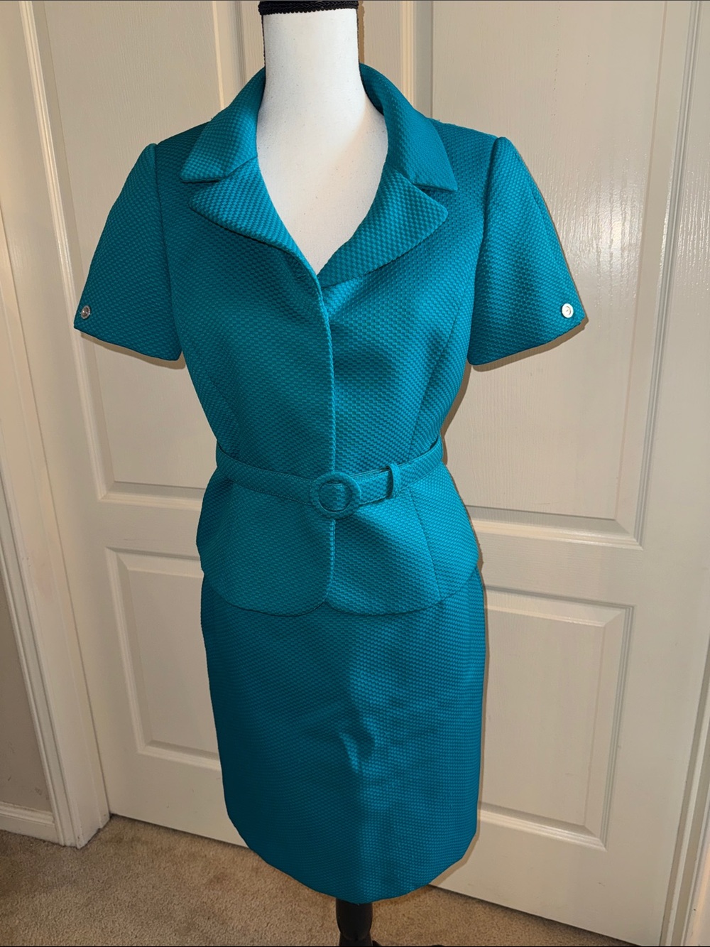 PETITES - Teal Textured Two-Piece Skirt Suit with Belt - Size 6P